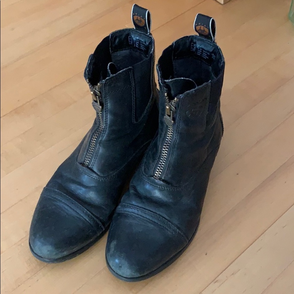 Ariat zip paddock boots size 5.5